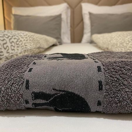 Akacfa Boutique Apartment Boedapest Buitenkant foto