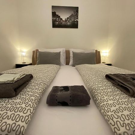 Akacfa Boutique Apartment Boedapest Buitenkant foto