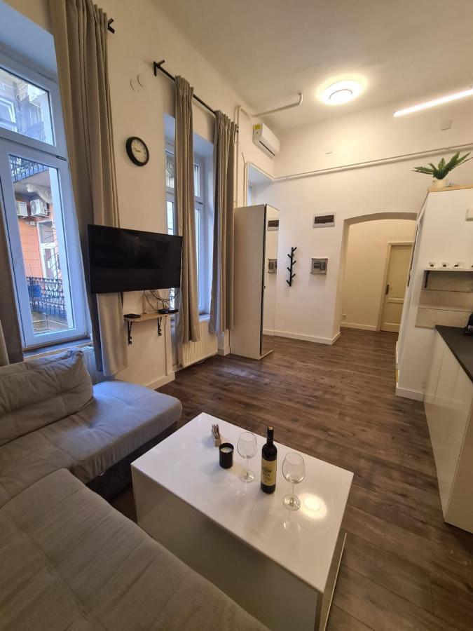 Akacfa Boutique Apartment Boedapest Buitenkant foto