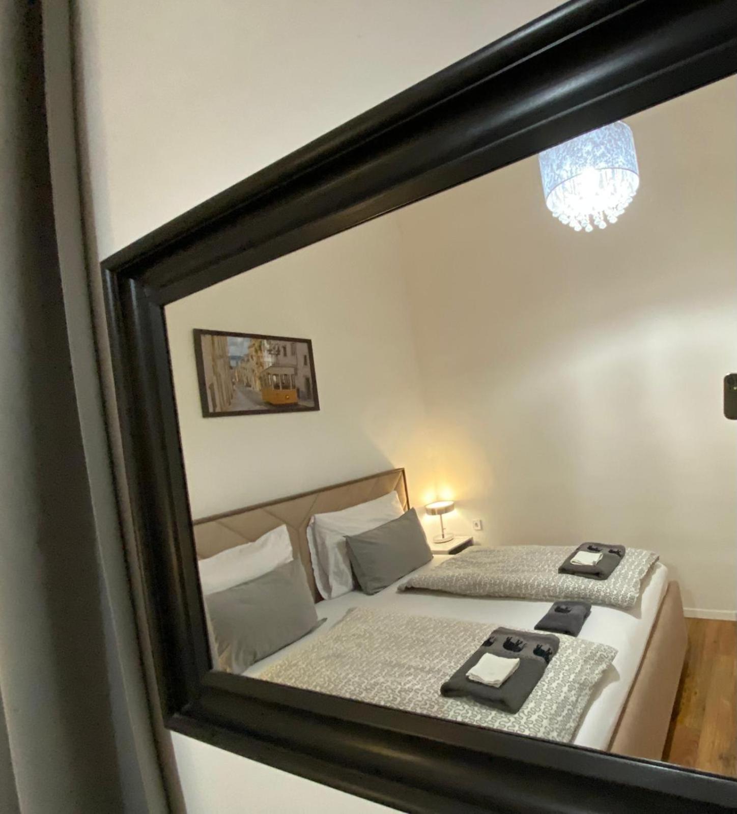 Akacfa Boutique Apartment Boedapest Buitenkant foto